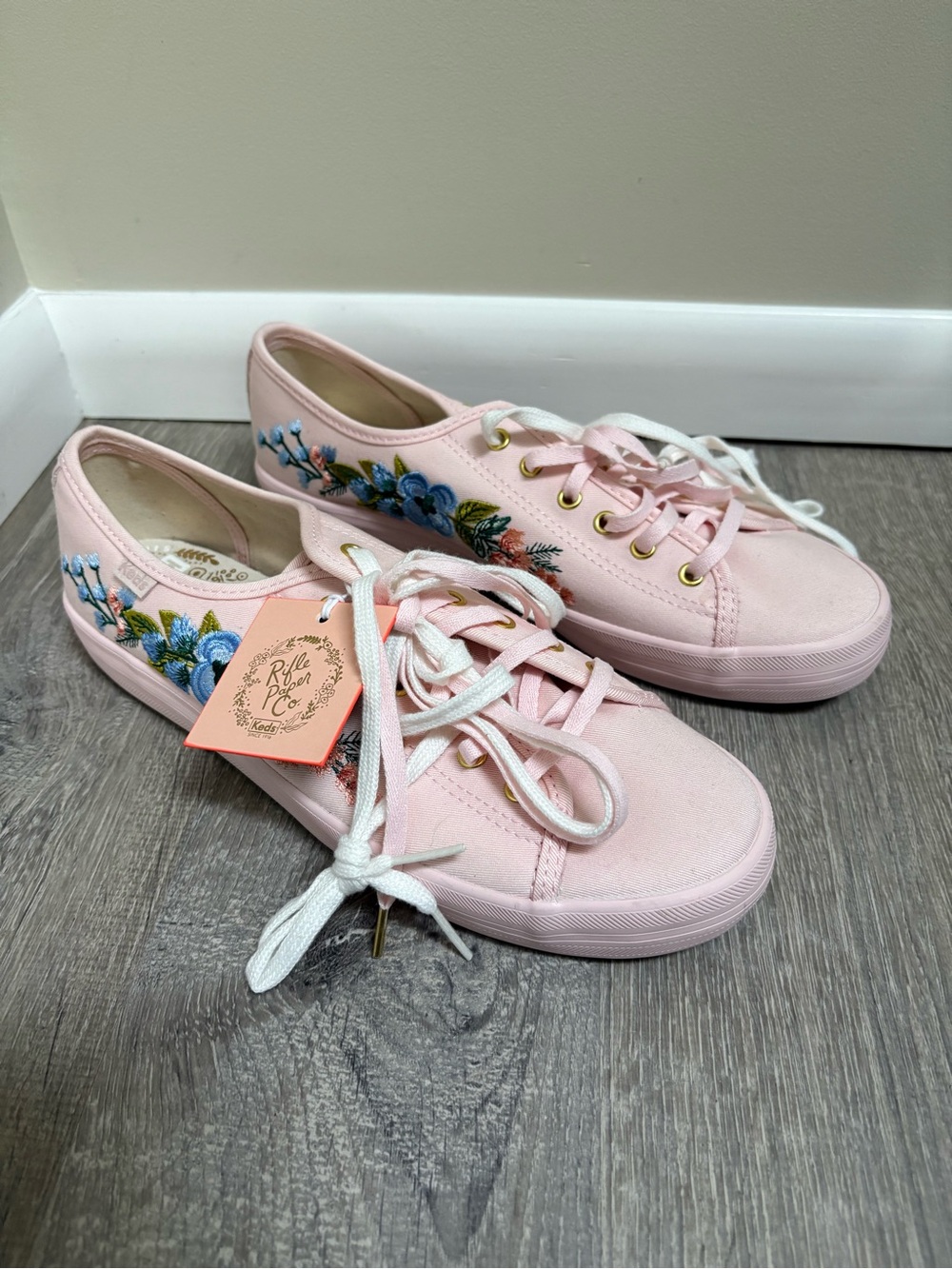 Women’s Keds X Rifle Paper Co. Embroidered Sneakers NWT - Picture 8 of 9
